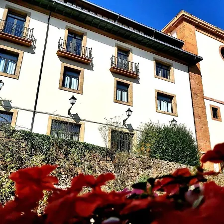 Nuevo-casco Historico-parking Gratuito. Apartament Oviedo