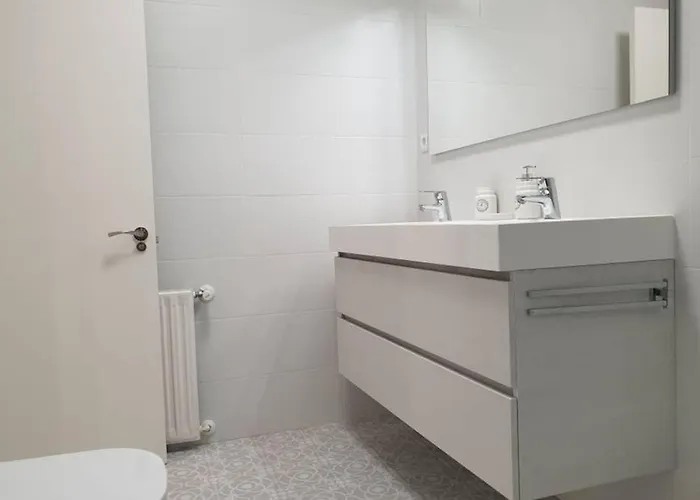 Nuevo-casco Historico-parking Gratuito. *