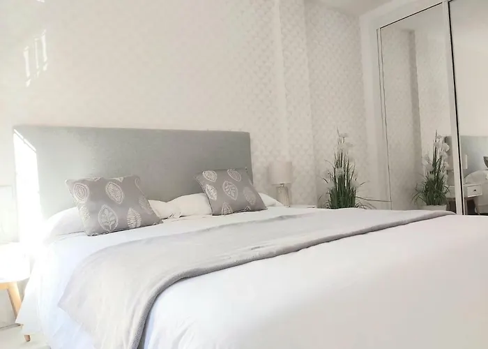 Nuevo-casco Historico-parking Gratuito. Apartament