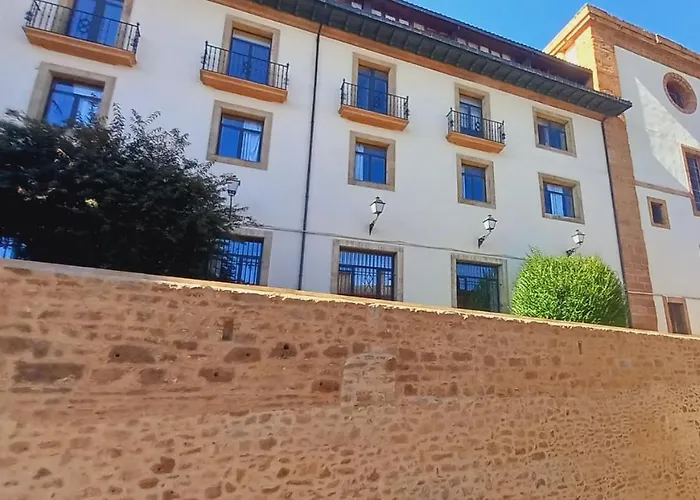 Nuevo-casco Historico-parking Gratuito. Apartament Oviedo